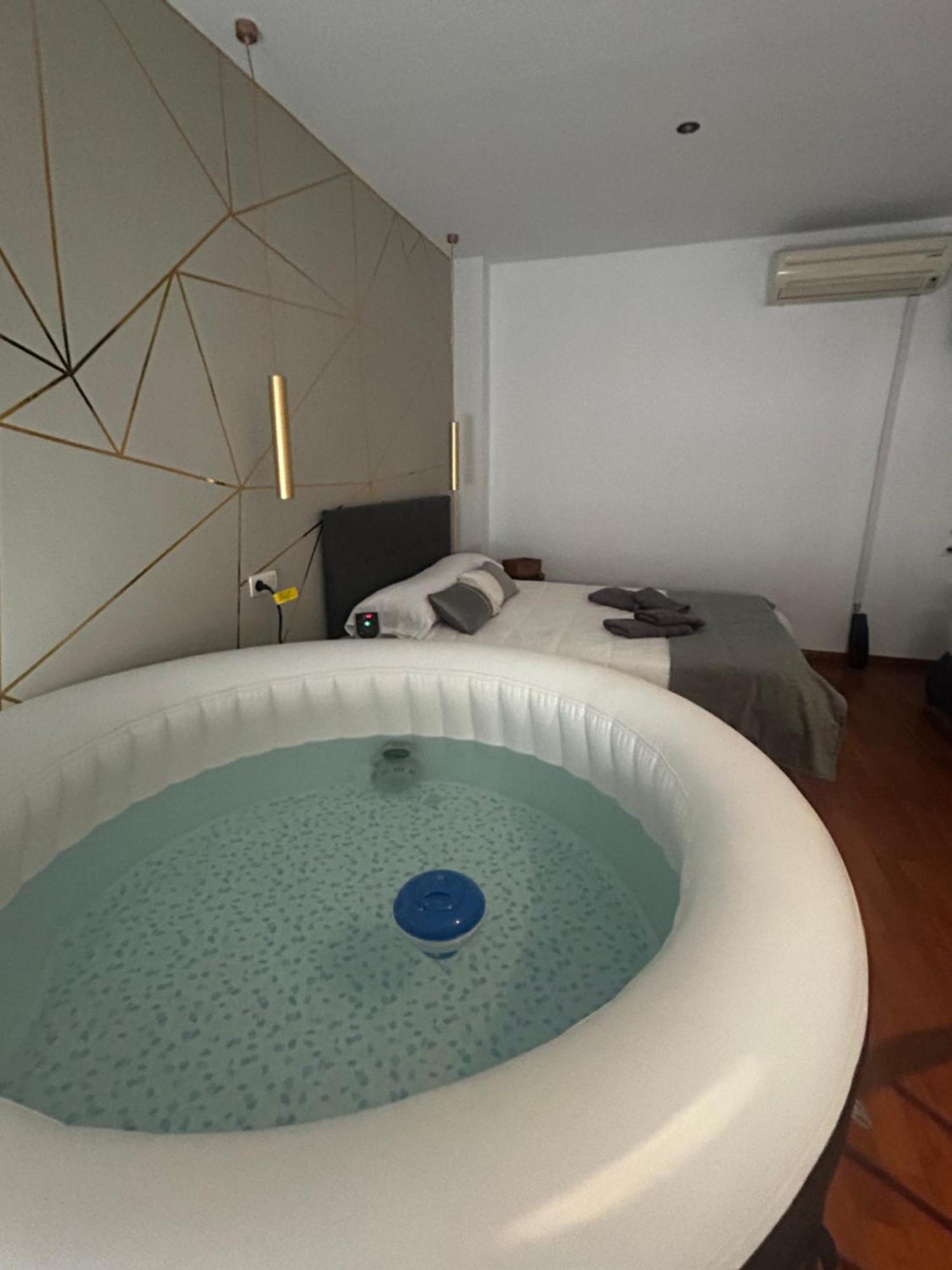 Lm Apartamentos Puentezuelas グラナダ エクステリア 写真