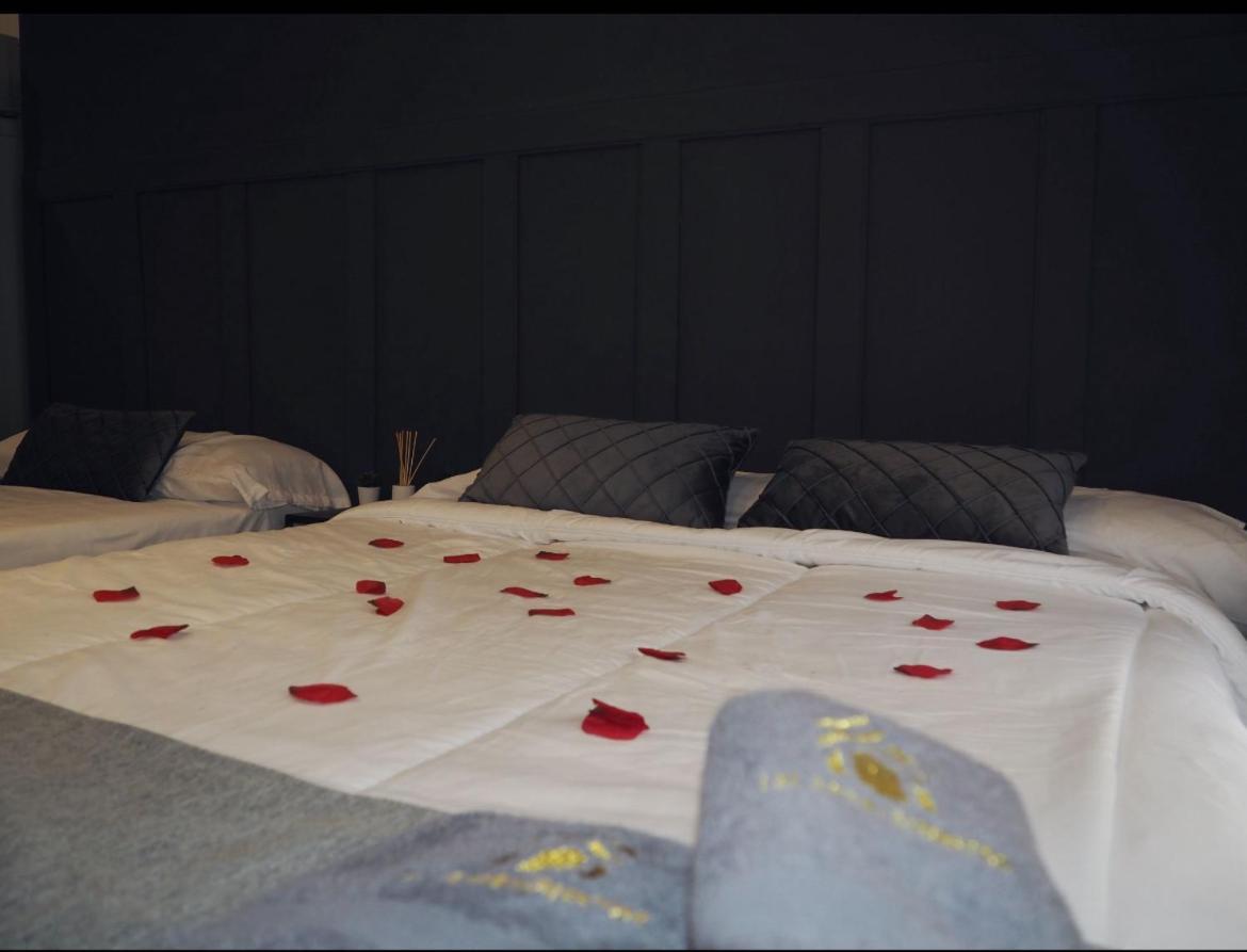 Lm Apartamentos Puentezuelas グラナダ エクステリア 写真