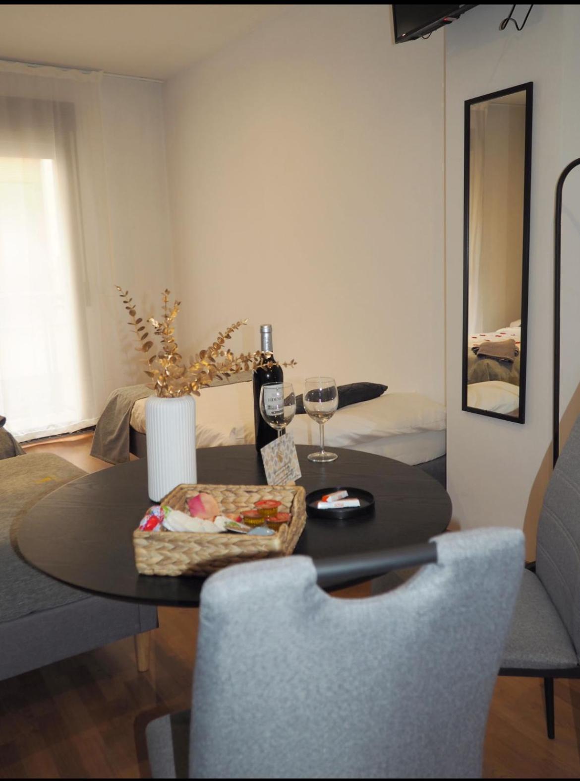 Lm Apartamentos Puentezuelas グラナダ エクステリア 写真